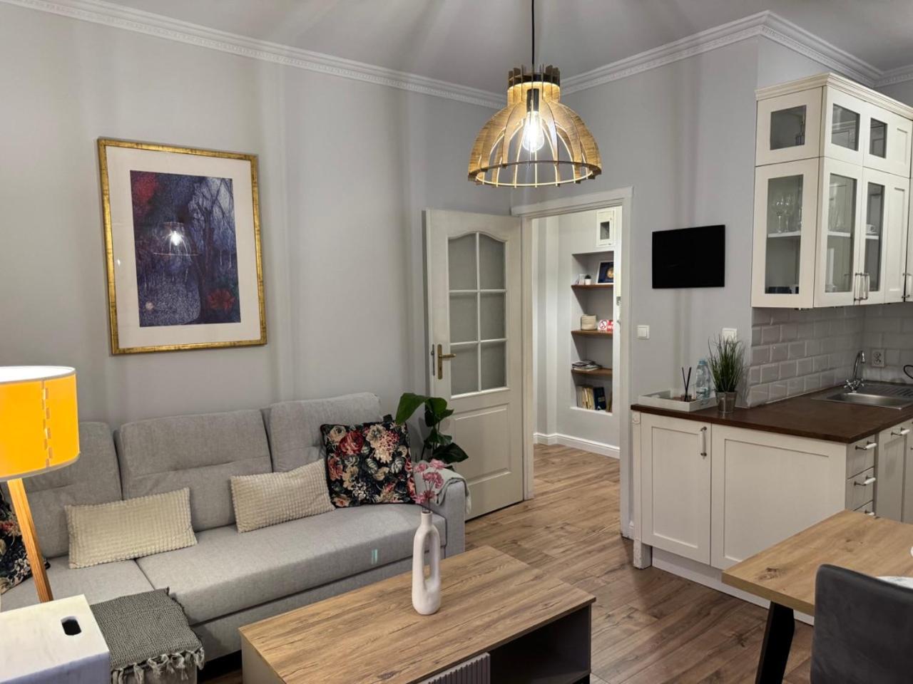 Old Town Heart II - New Town Square - Just Renovated! Apartment วอร์ซอ ภายนอก รูปภาพ