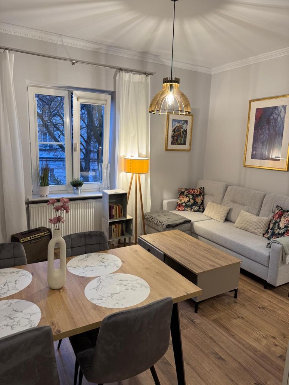 Old Town Heart II - New Town Square - Just Renovated! Apartment วอร์ซอ ภายนอก รูปภาพ
